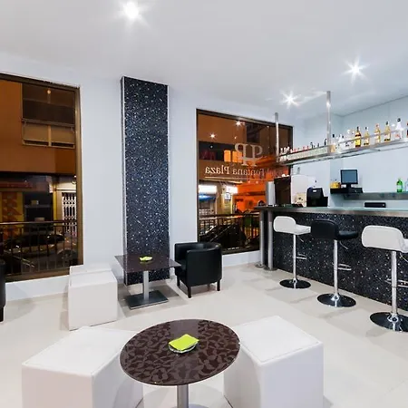 Fontana Plaza Hotel 3*