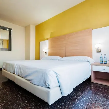 Fontana Plaza Hotel