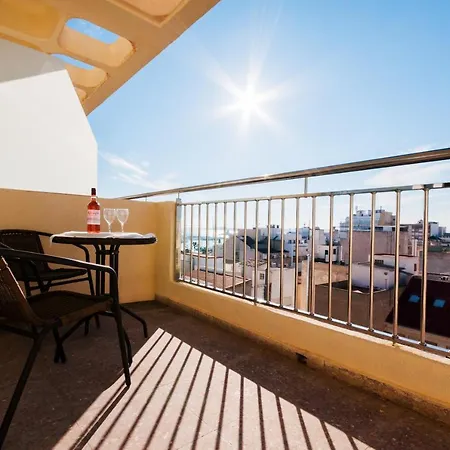 Fontana Plaza Hotell