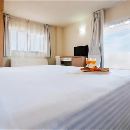 Fontana Plaza 3* Τορεβιέχα