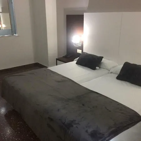 Ξενοδοχείο Fontana Plaza Τορεβιέχα