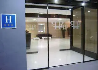 Ξενοδοχείο Fontana Plaza 3*